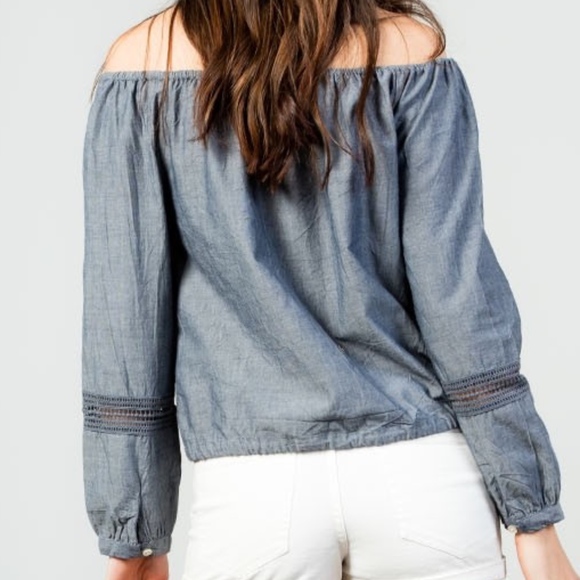 Last 1! NWT Off-the-Shoulder Chambray Top - Picture 8 of 8